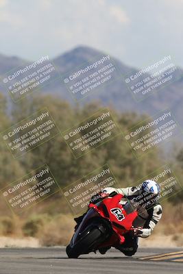 media/Oct-13-2025-Moto Forza (Mon) [[a66d839500]]/2-A Group/Session 4 Turn 7/